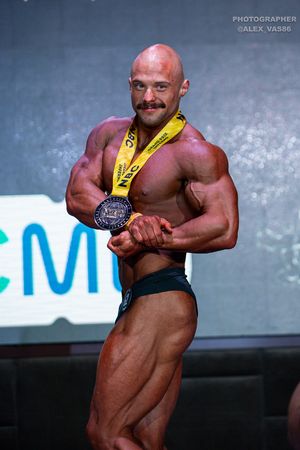 CLASSIC PHYSIQUE 178